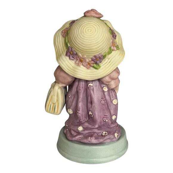 Vintage 1983 Avon Cherished Moments Figurine – Girl in Hat – Cherished Moments L - Picture 4 of 5